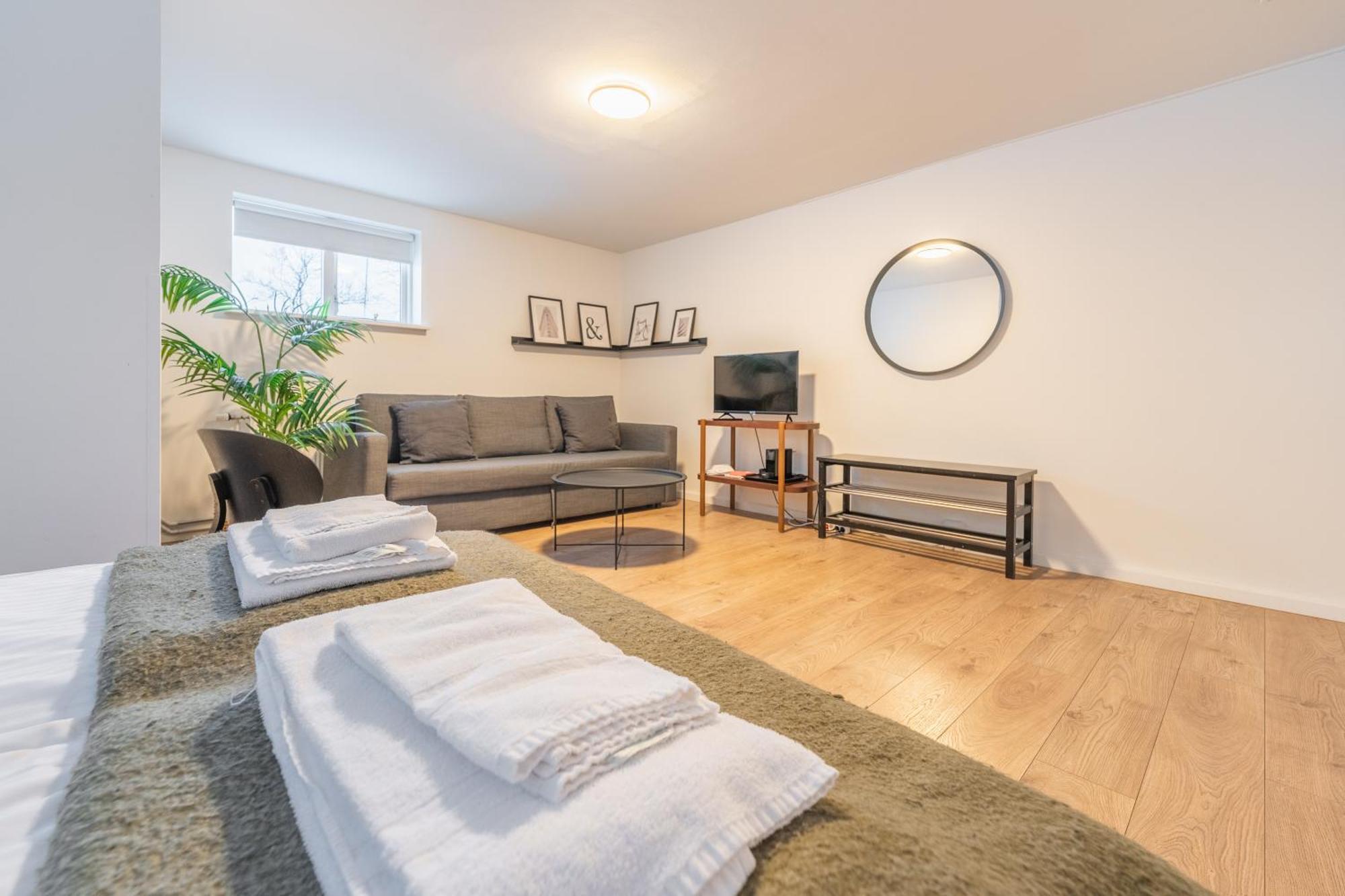 Day Dream Soleyjargata Rooms & Apartments Рейкявик Екстериор снимка